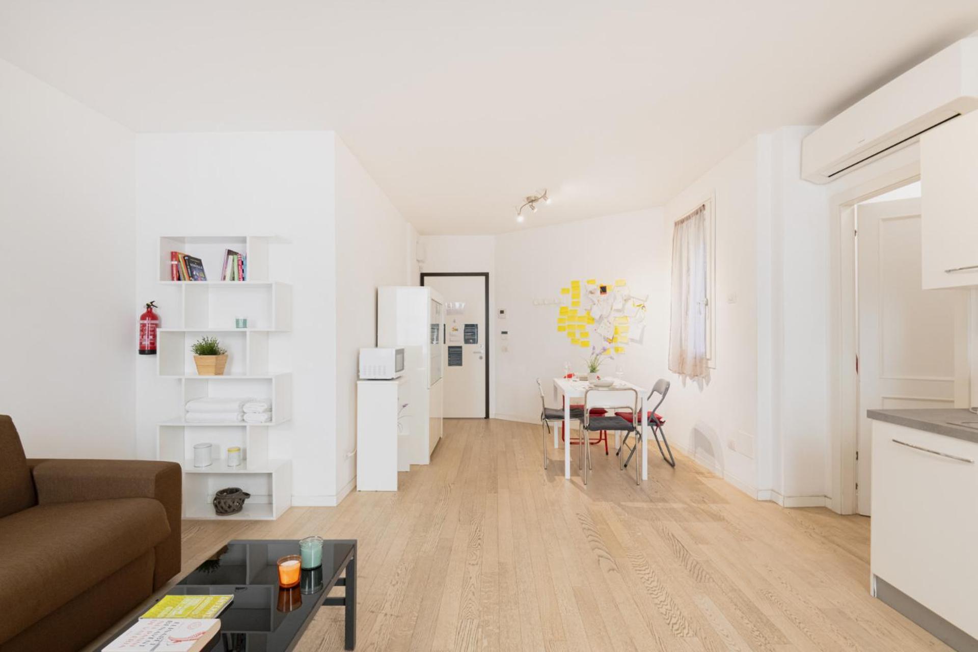 Easylife - Stile E Comfort Sui Navigli Apartment มิลาน ภายนอก รูปภาพ