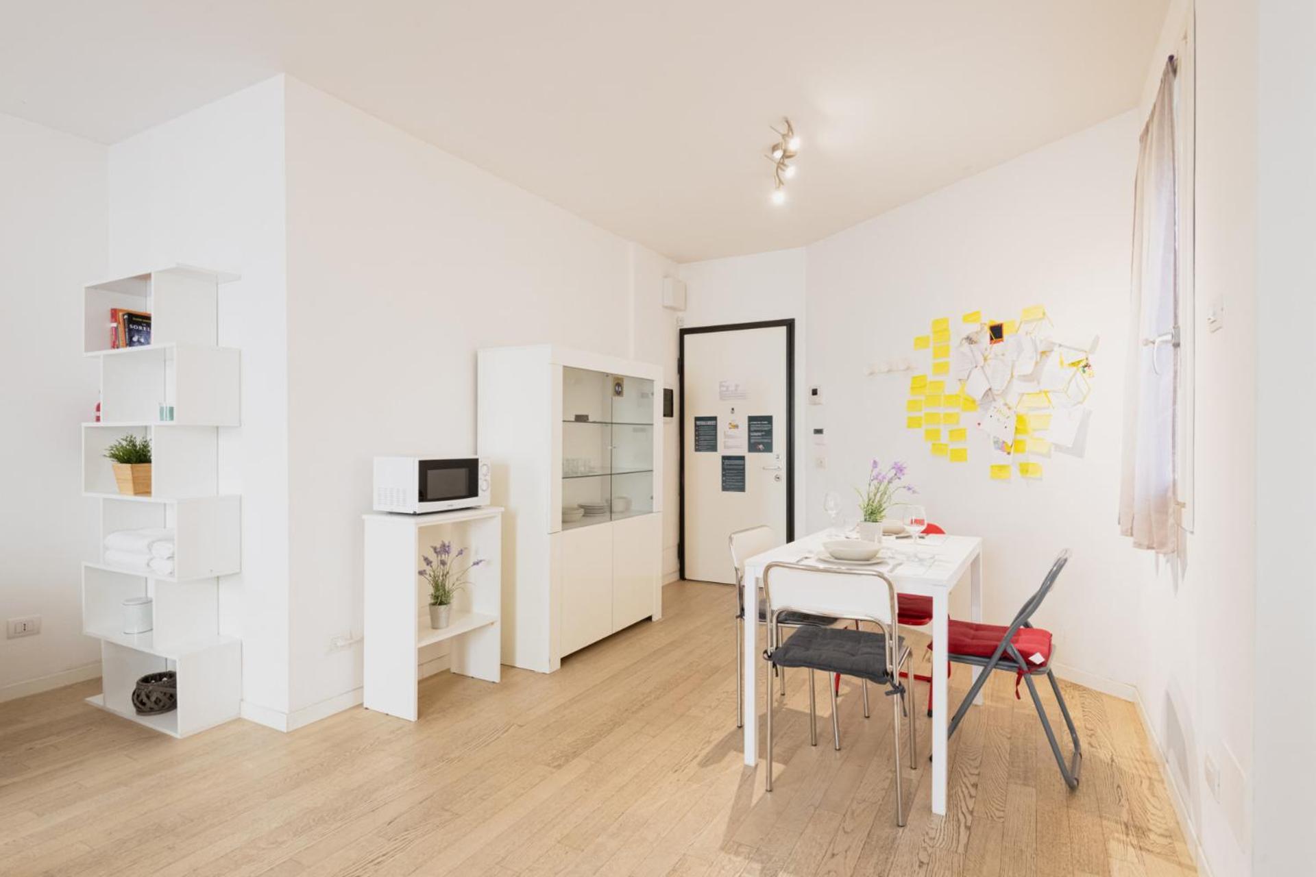 Easylife - Stile E Comfort Sui Navigli Apartment มิลาน ภายนอก รูปภาพ