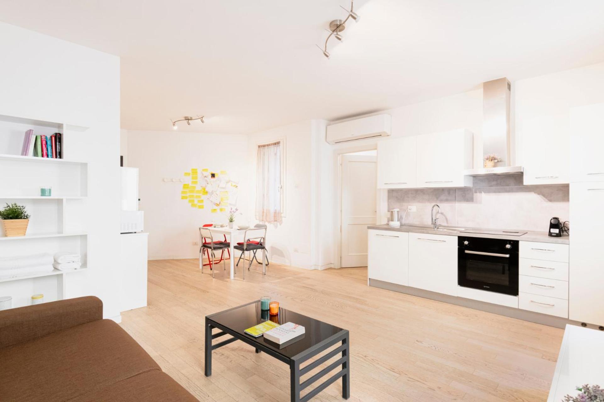 Easylife - Stile E Comfort Sui Navigli Apartment มิลาน ภายนอก รูปภาพ